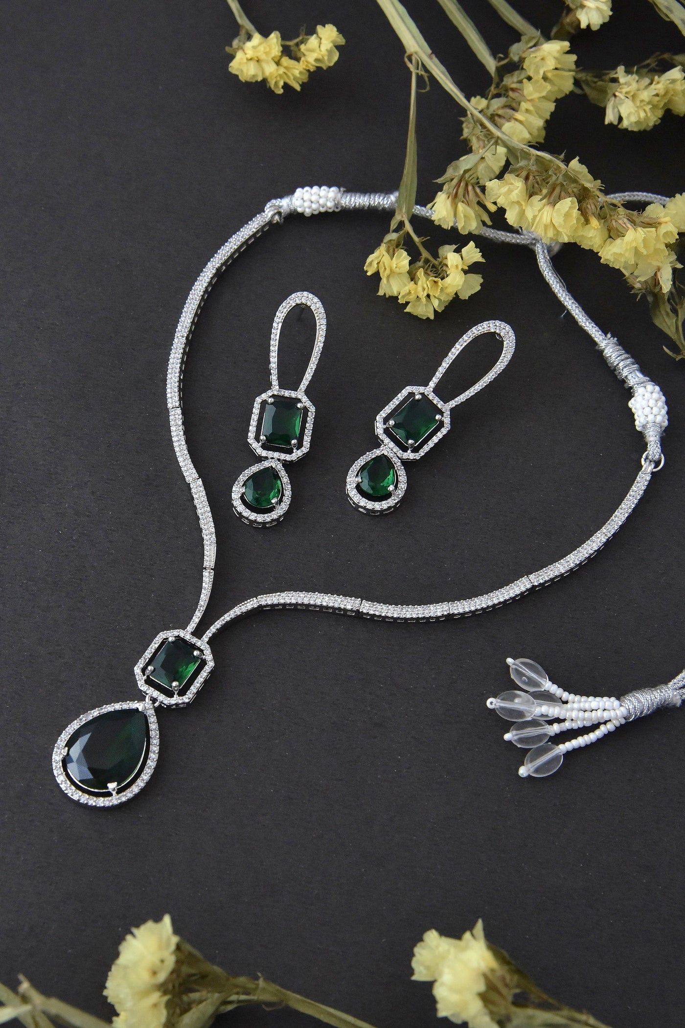 Elosia Emerald Silver Necklace Set
