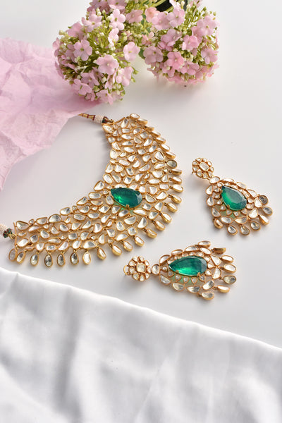 Mewar Emerald Uncut Polki Necklace Set