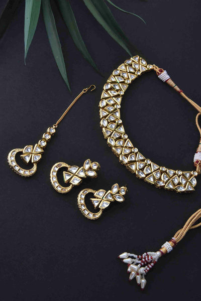Chandara Gold Plated Kundan Short Necklace Set