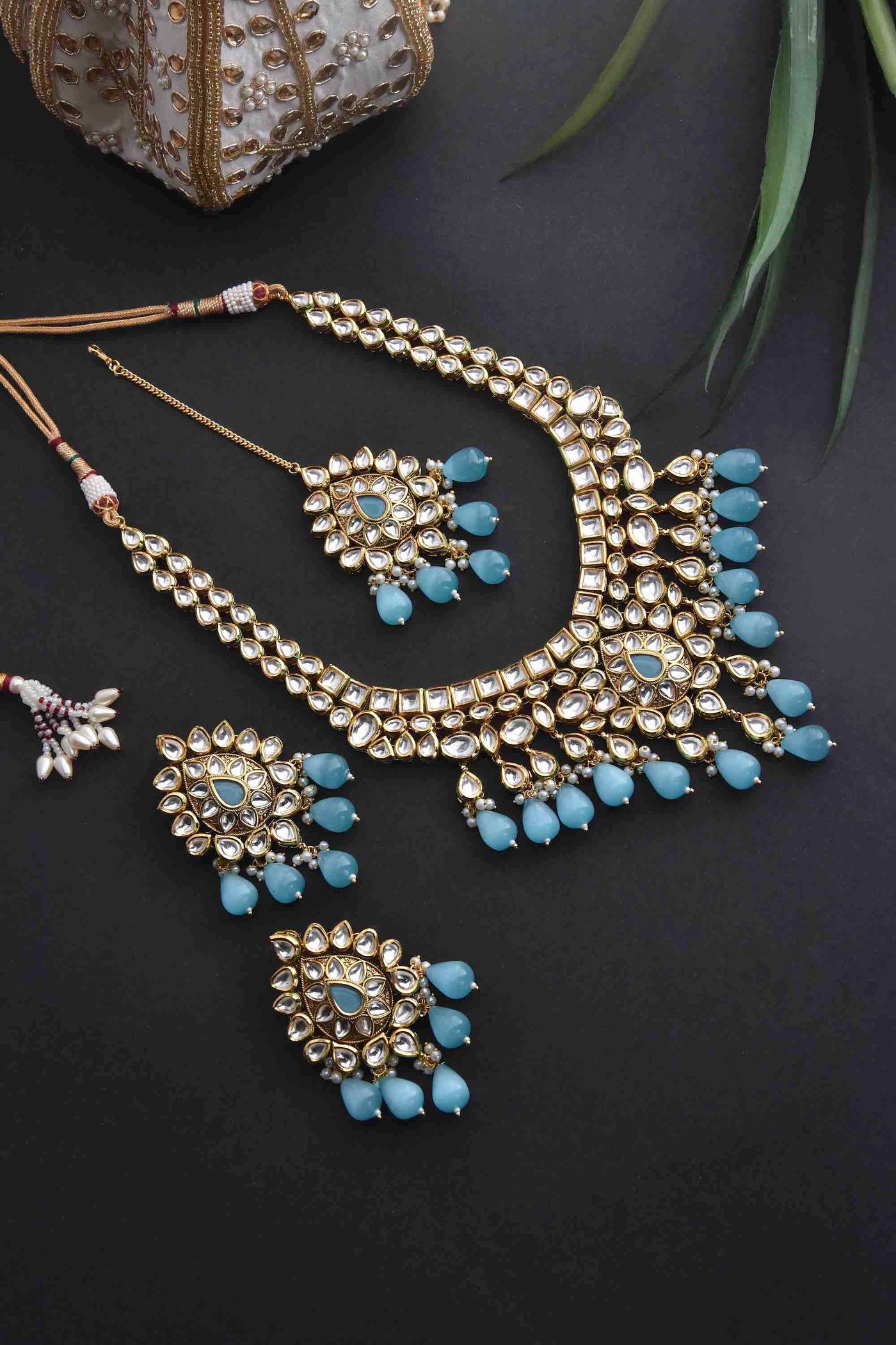 Damini Ferozi Gold Plated Kundan Short Necklace Set