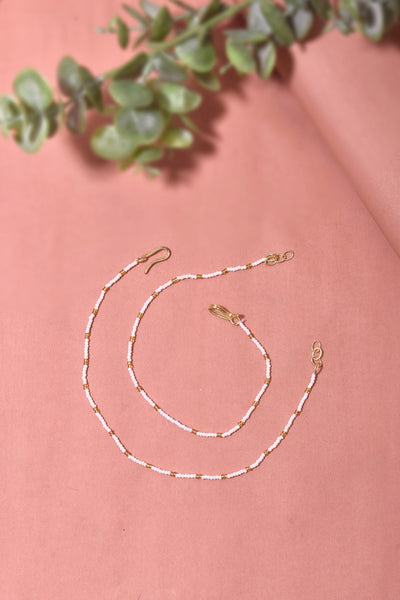 Arth White and Gold Pearl Anklets