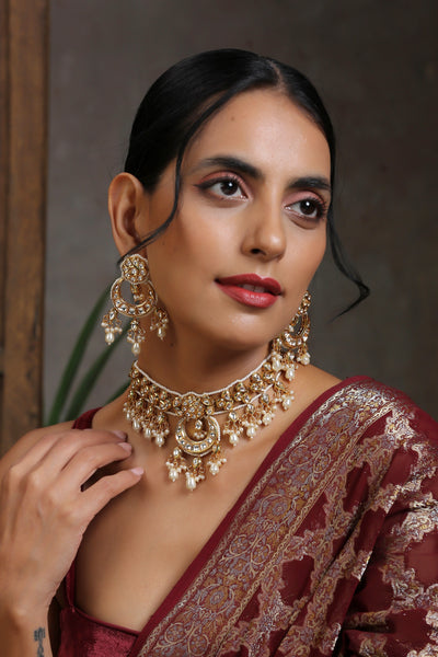 Regah Gold Plated Kundan Choker Necklace Set