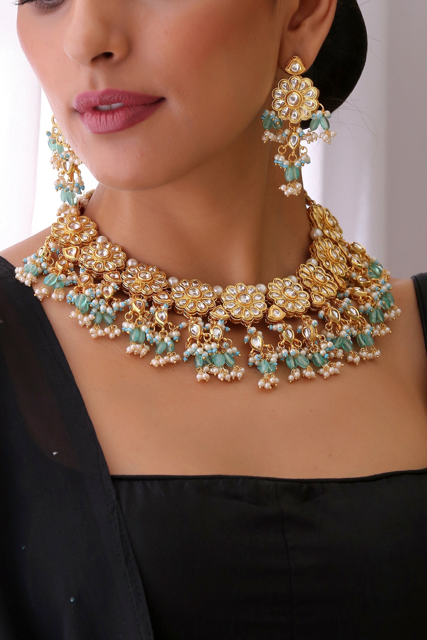 Anitraa Green Gold Plated Kundan Necklace Set